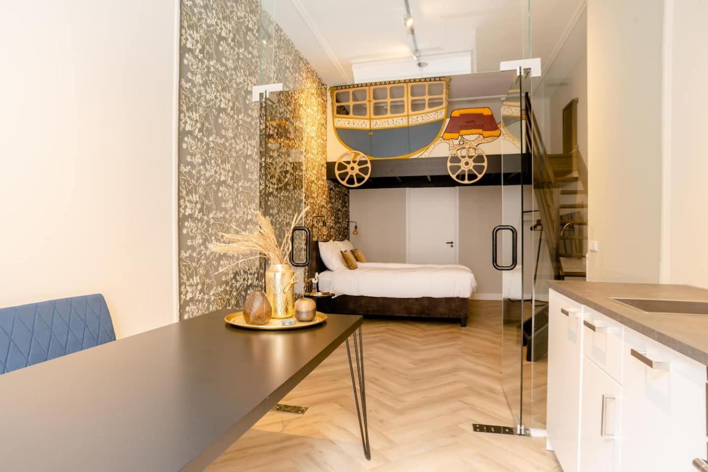 Child Favorite Coach House City Villa 提耳堡 外观 照片