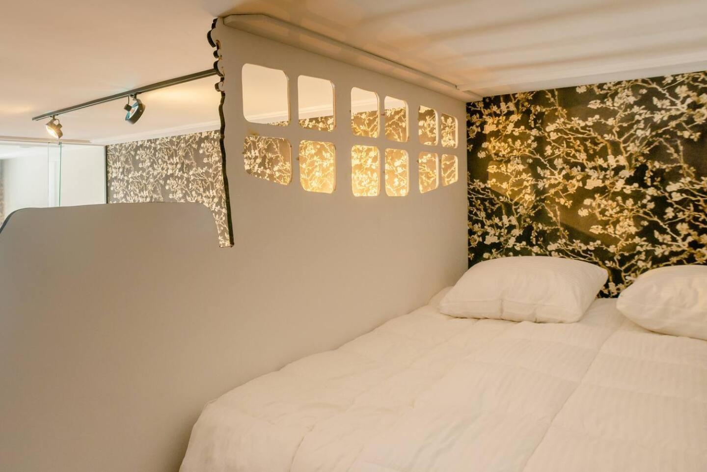 Child Favorite Coach House City Villa 提耳堡 外观 照片